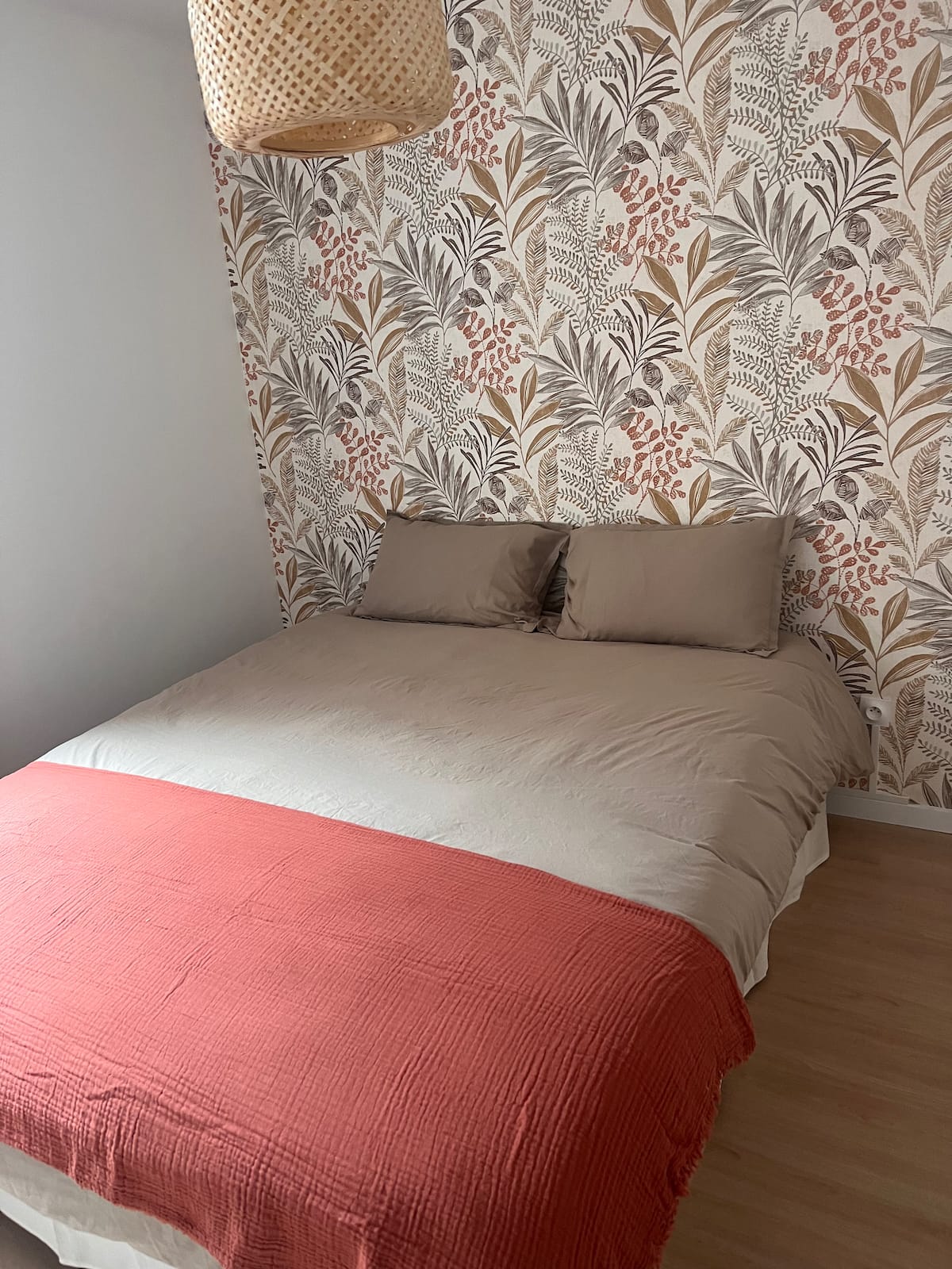 Case de Léo-Paul Suite & SPA chambre deux